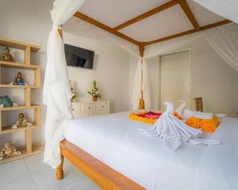 1 bedroom in front of Pool - Kuta - Habitación