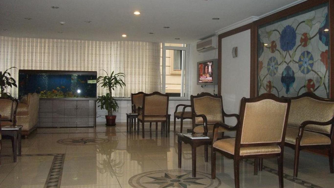 Emos Hotel