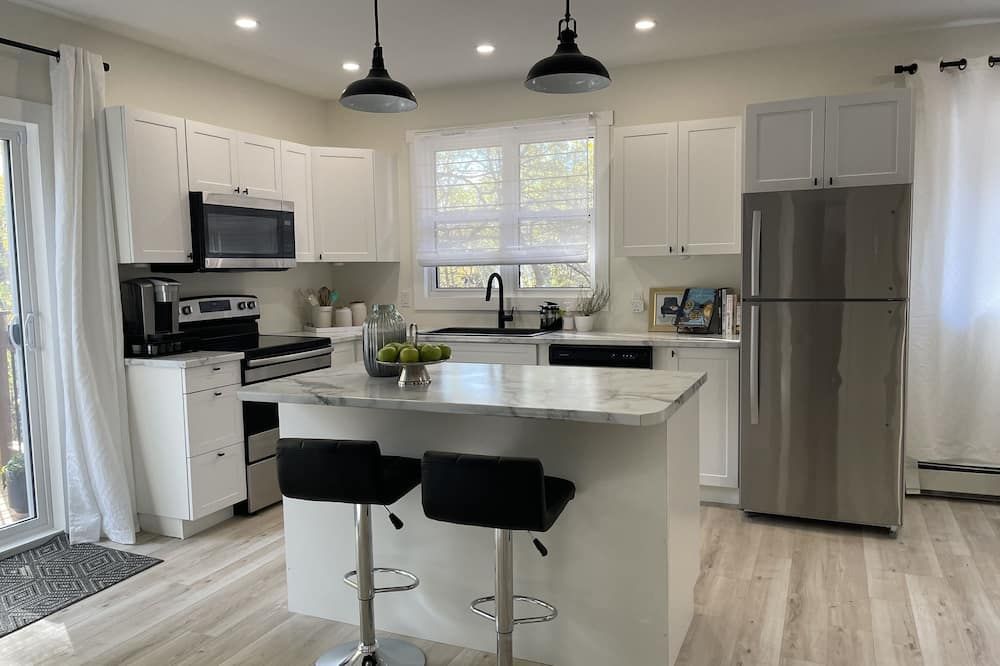 Legacy Suites - Sudbury - Kitchen