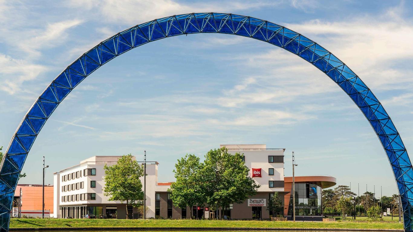 Ibis Saint Quentin En Yvelines Velodrome