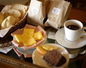 Hotel 7 Itajaí - Itajaí - Comida