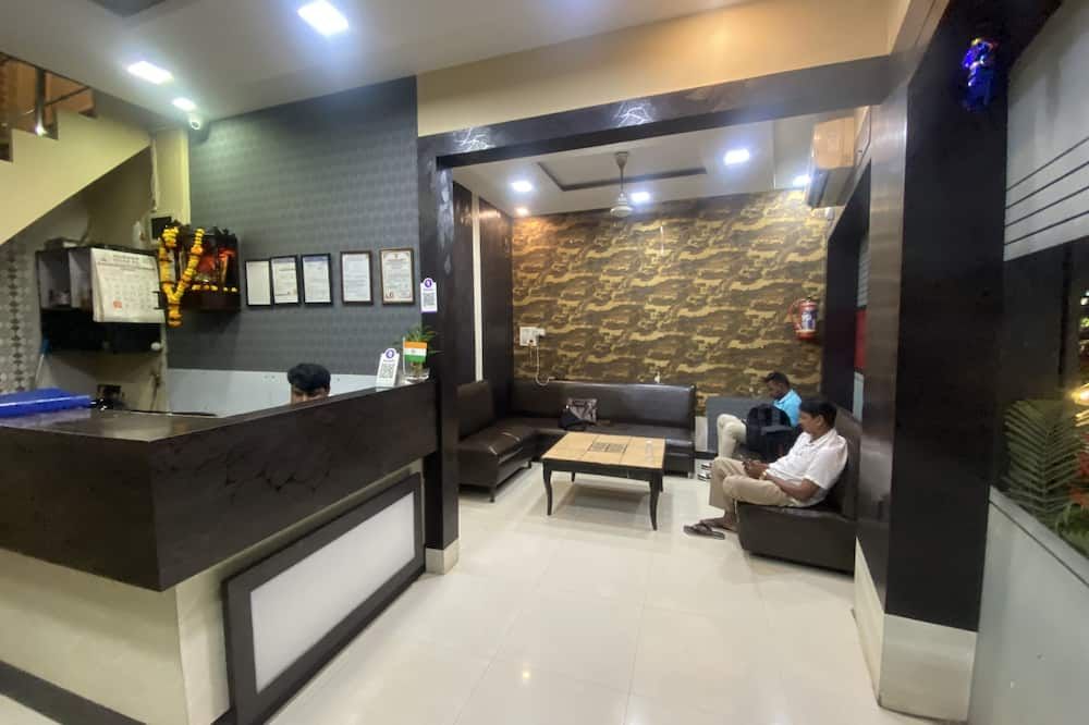 Hotel Royal Grand - Near Mumbai International Airport thumbnail 3