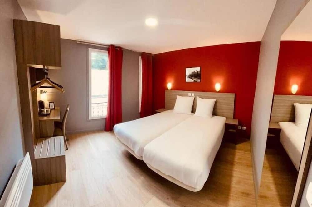 Hipotel Paris Gambetta Republique