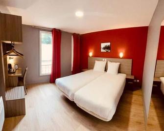 Hipotel Paris Gambetta Republique - París - Habitación