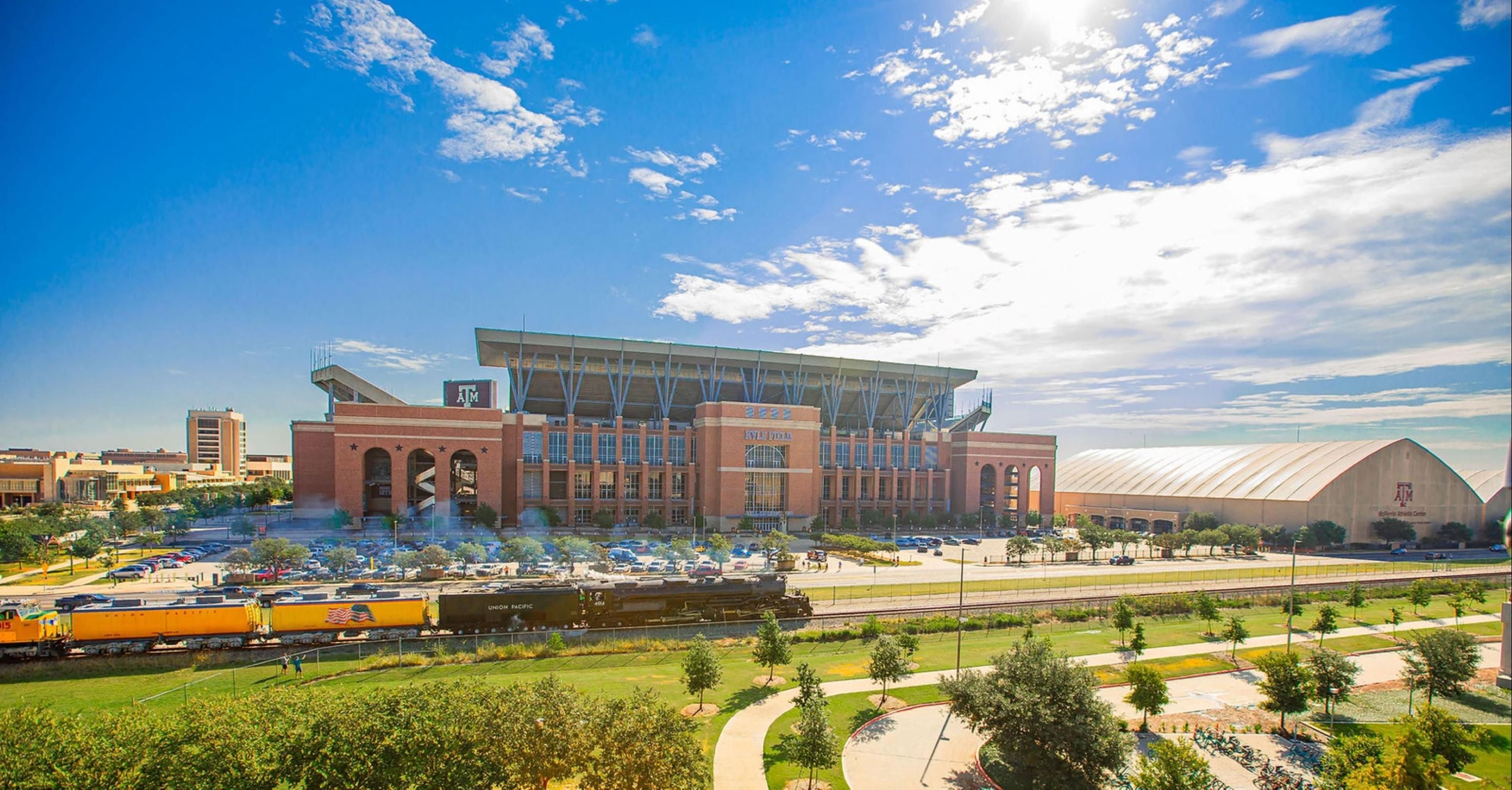 Holiday Inn & Suites College Station-Aggieland By IHG - College Station - Bina