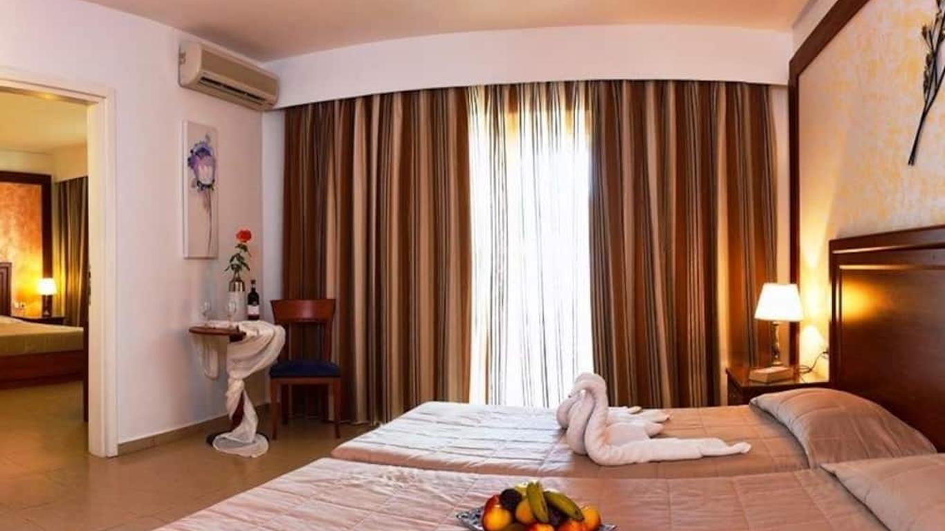 Hotel Royal View International