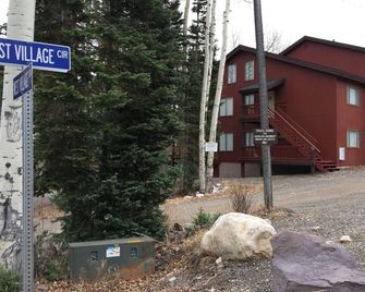 Ski-In/ski-Out At Eagle Point Ski Resort - Snowflake #12 - 1 Bedroom Condo - Beaver - Building