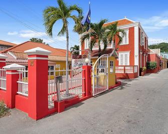 The Ritz Village - Willemstad - Edificio