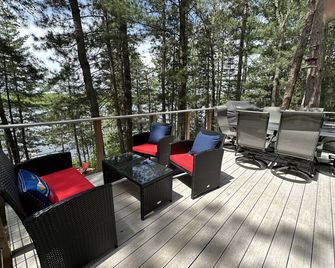 Epic Sunsets/Pontoon/Kayaks/Firepit/Bikes - Pequot Lakes - Balcony
