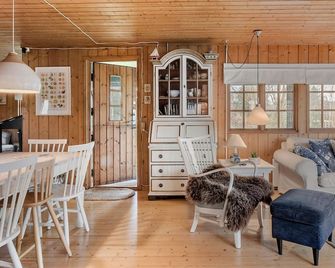 Awesome Home In Askoe With Wifi - Maribo - Wohnzimmer