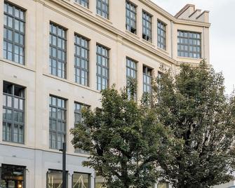 Pilo Lyon - Lyon - Building