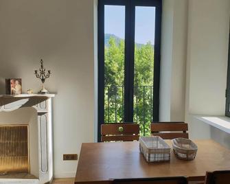 A Bella Scusa - Bastelica - Comedor
