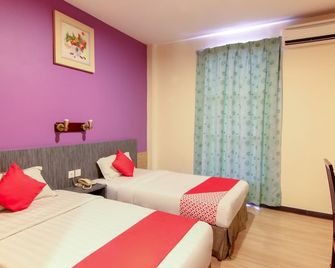 Hotel O Esplanade - Sandakan - Schlafzimmer