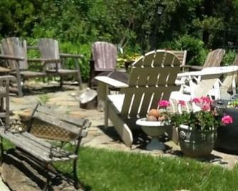 Eastgate Inn B&B - Lenox - Patio