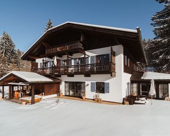 Ferienhaus Heimhof - Garmisch-Partenkirchen - Building