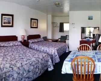 Aberdeen Motel - Whycocomagh - Bedroom