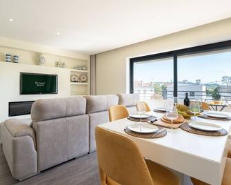 Urban Reflections by Portugal Active - Viana do Castelo - Dining room