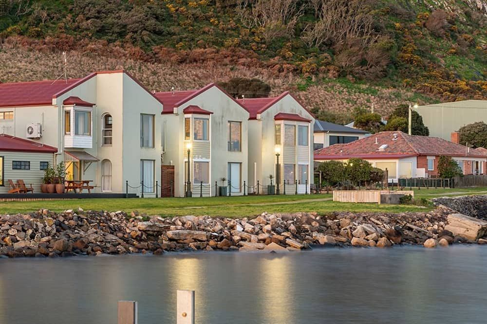 Stanley Village Waterfront Accommodation