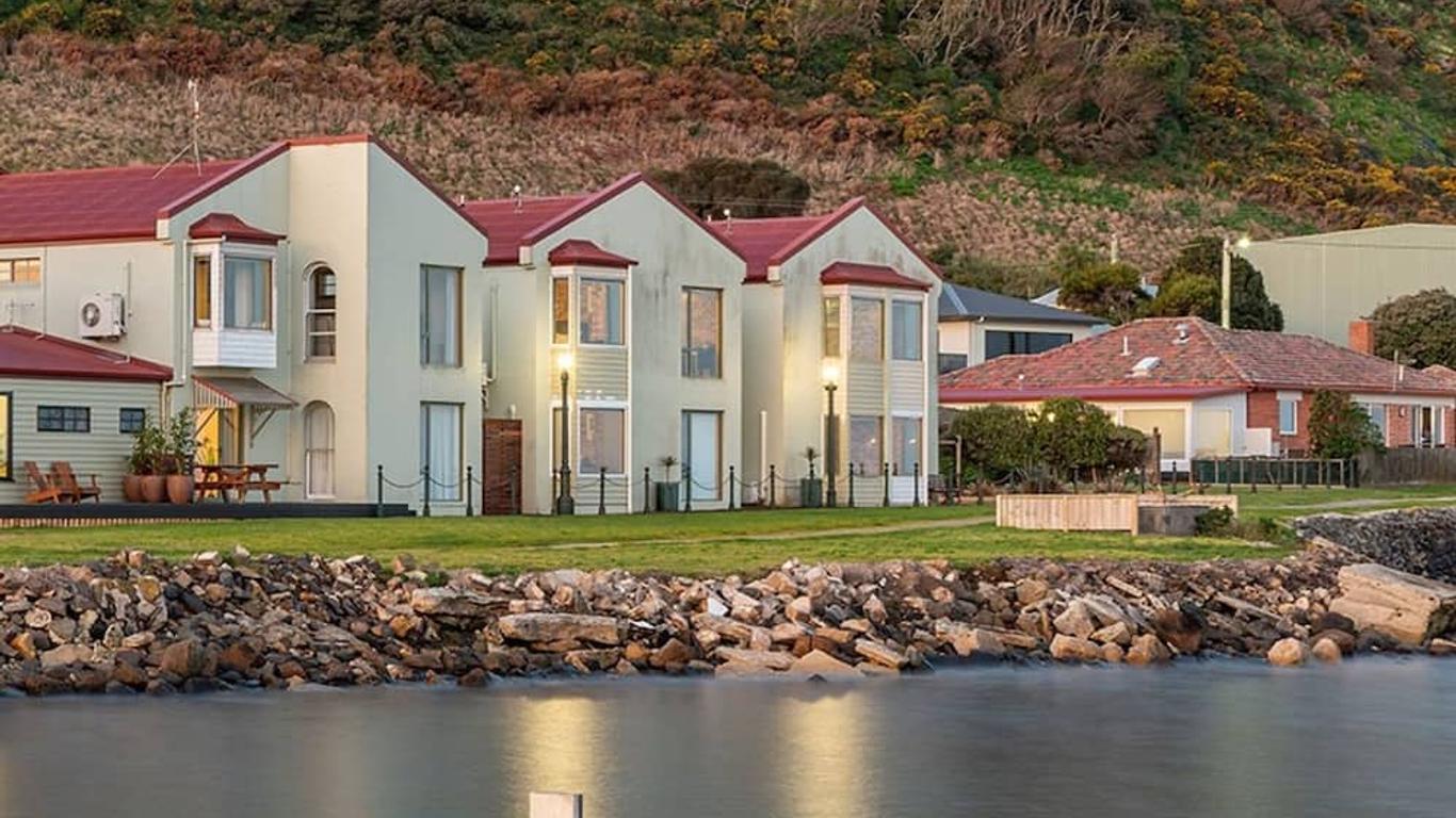 Stanley Village Waterfront Accommodation