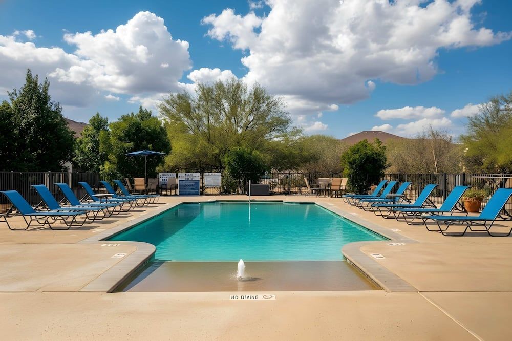Modern 3B Resort Retreat 20 min to City Center - סן אנטוניו - בריכה