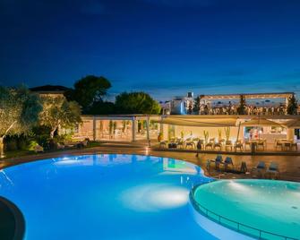 Trezene Village - Castellabate - Piscina