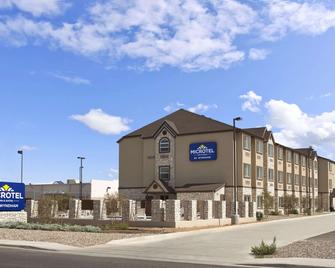 Microtel Inn & Suites Odessa - Odessa - Toà nhà