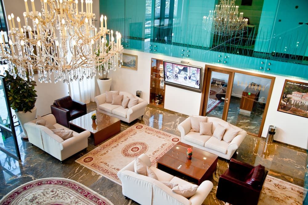 Hotel Beyfin - קלוז'-נאפוקה - לובי