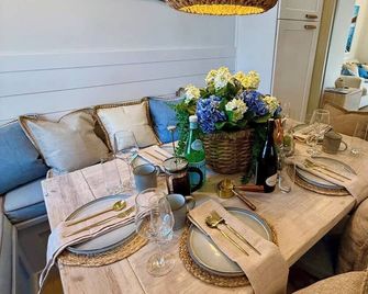 Cove Cottage - Piney Point - Comedor