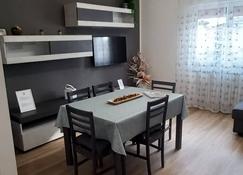 monji apartment - Faenza - Dining room