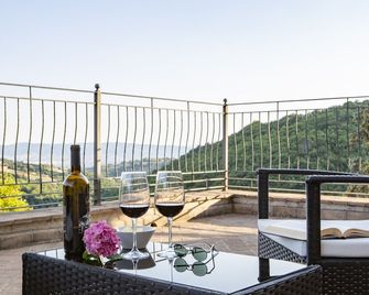 Agriturismo Colle Pu - Asís - Balcón