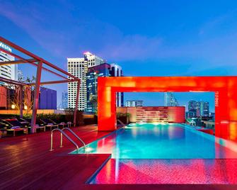 Four Points by Sheraton Bangkok, Sukhumvit 15 - Bangkok - Pool