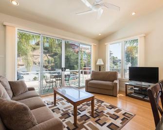215 San Miguel - Avila Beach - Jídelna