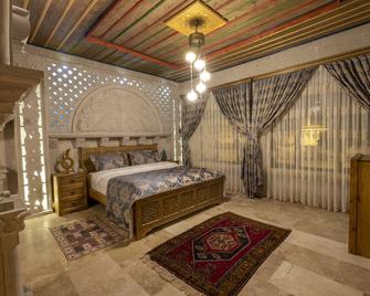 Underground Cave Suites Hotel - Avanos - Спальня