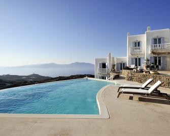 Villa Adella by Mermaid Luxury Villas - Faros Armenistis - Pool