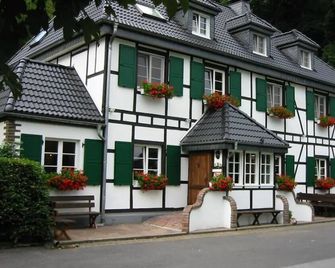 Wißkirchen Hotel & Restaurant - Odenthal - B