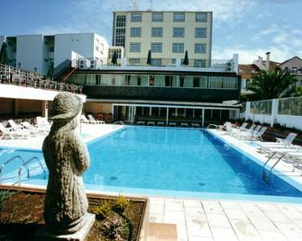 Apartamentos Sarga Sentirgalicia - A Coruña - Pool