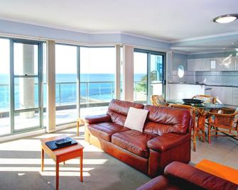 Sails Apartments - Forster - Living room