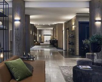 M Hotel - Genk - Lobby