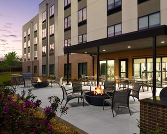 Hyatt Studios Mobile/Tillmans Corner - Mobile - Patio
