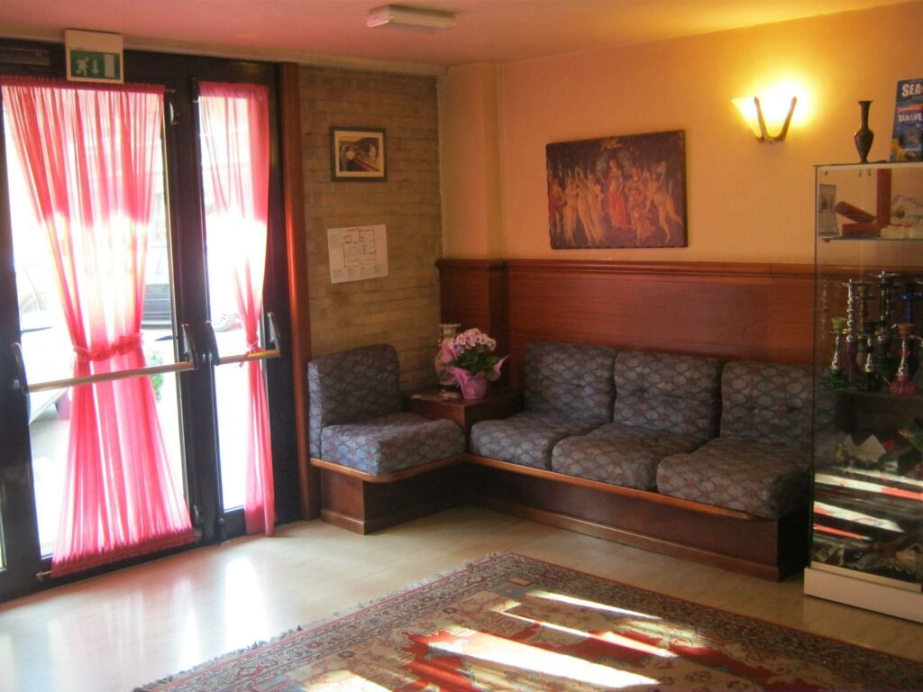 هوتل سان ماركو - جيسولو - غرفة معيشة