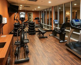Hotel World Inn And Suites - Corbin - Sportcentrum