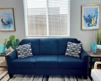 Luxe Hideaway: Prvt Patio Bbq Winery, 20 Min-Beach - Santa Maria - Living room