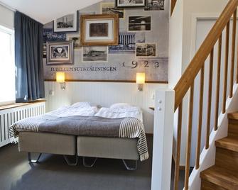 Lisebergsbyn Bed & Breakfast - Goteborg - Camera da letto