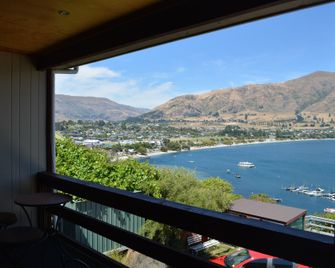 Lakeview Motel - Wanaka - Balcony