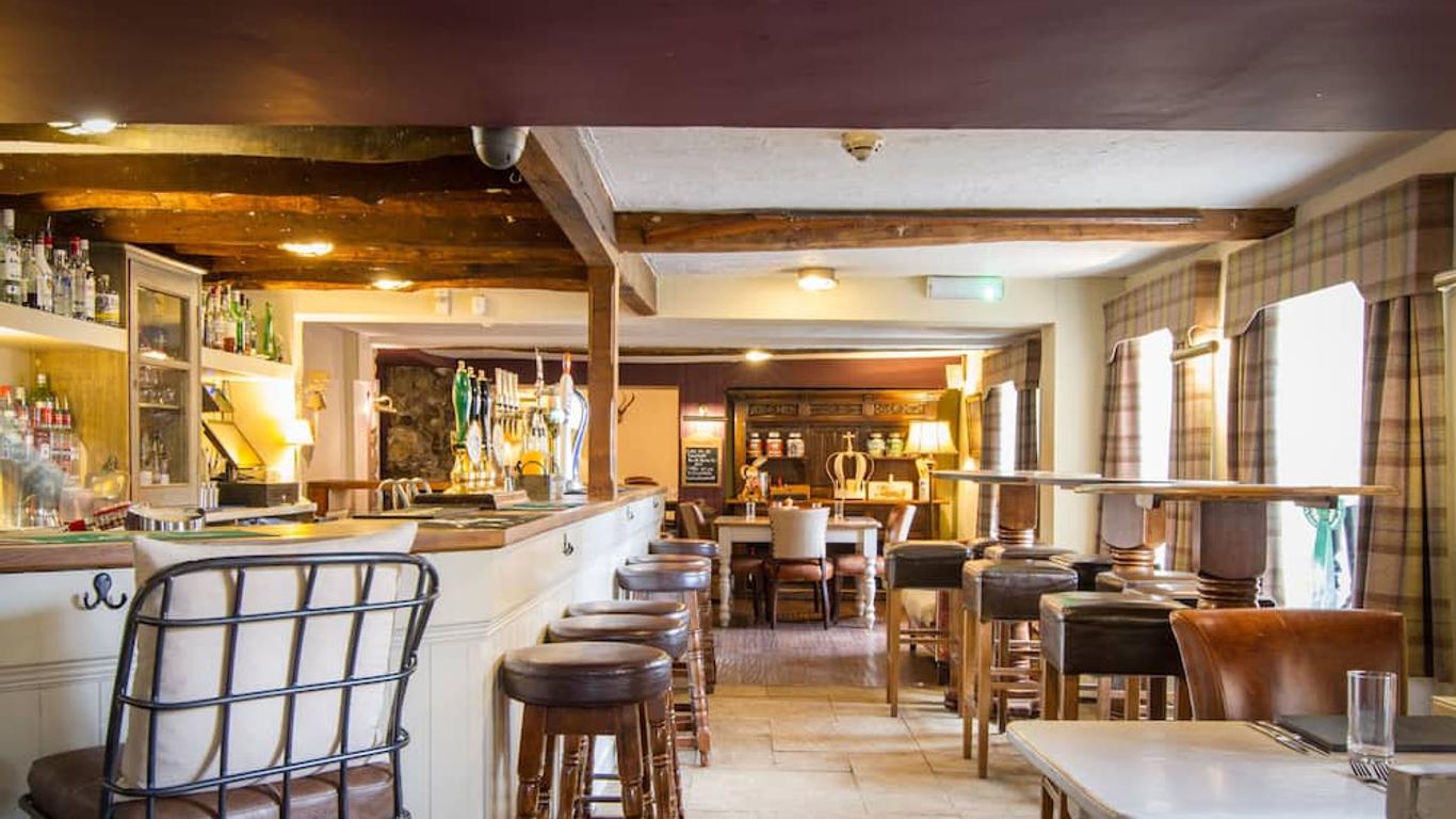 بلاك هورس إن