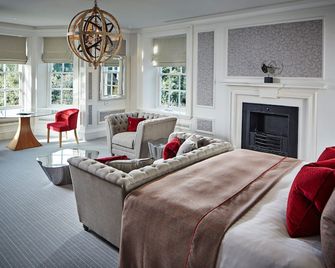 Barnett Hill Hotel - Guildford - Bedroom