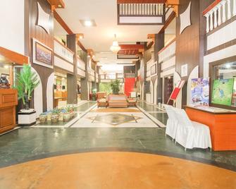 Dynasty Resort - Nainital - Hành lang