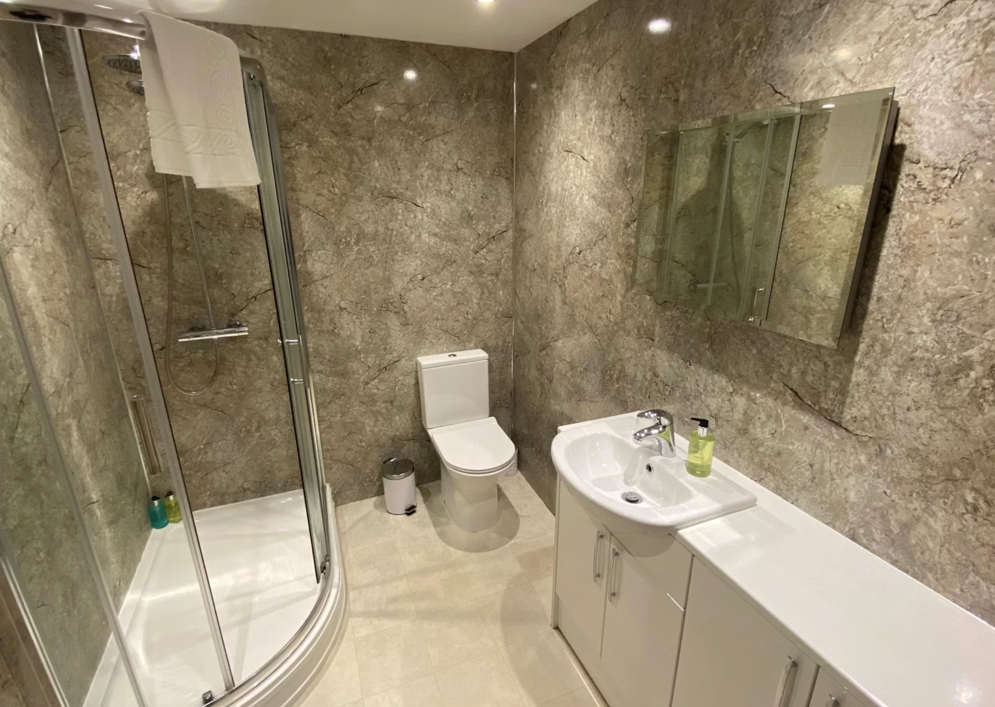 The Fairhaven Hotel - Weymouth - Baño