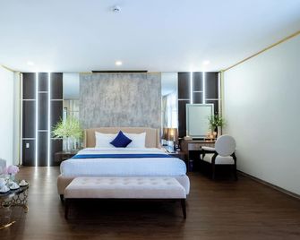 Sandals Star Hotel - Duc Trong