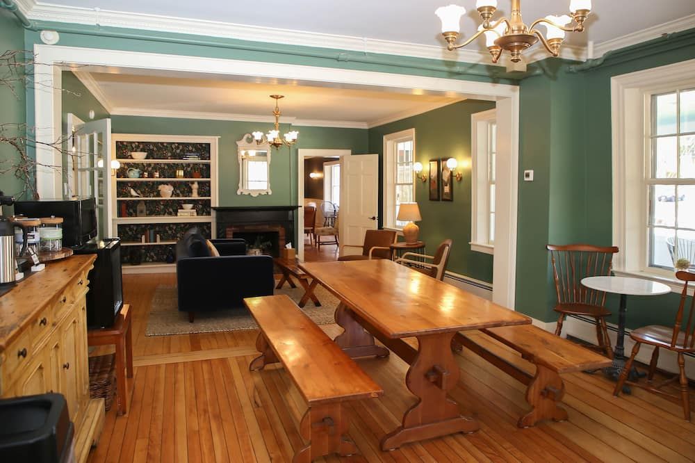 The Stowe Village Inn - Stowe - Eetruimte